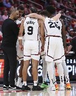 狄龙：与火箭的年轻人相互学习 让我感觉自己保持年轻